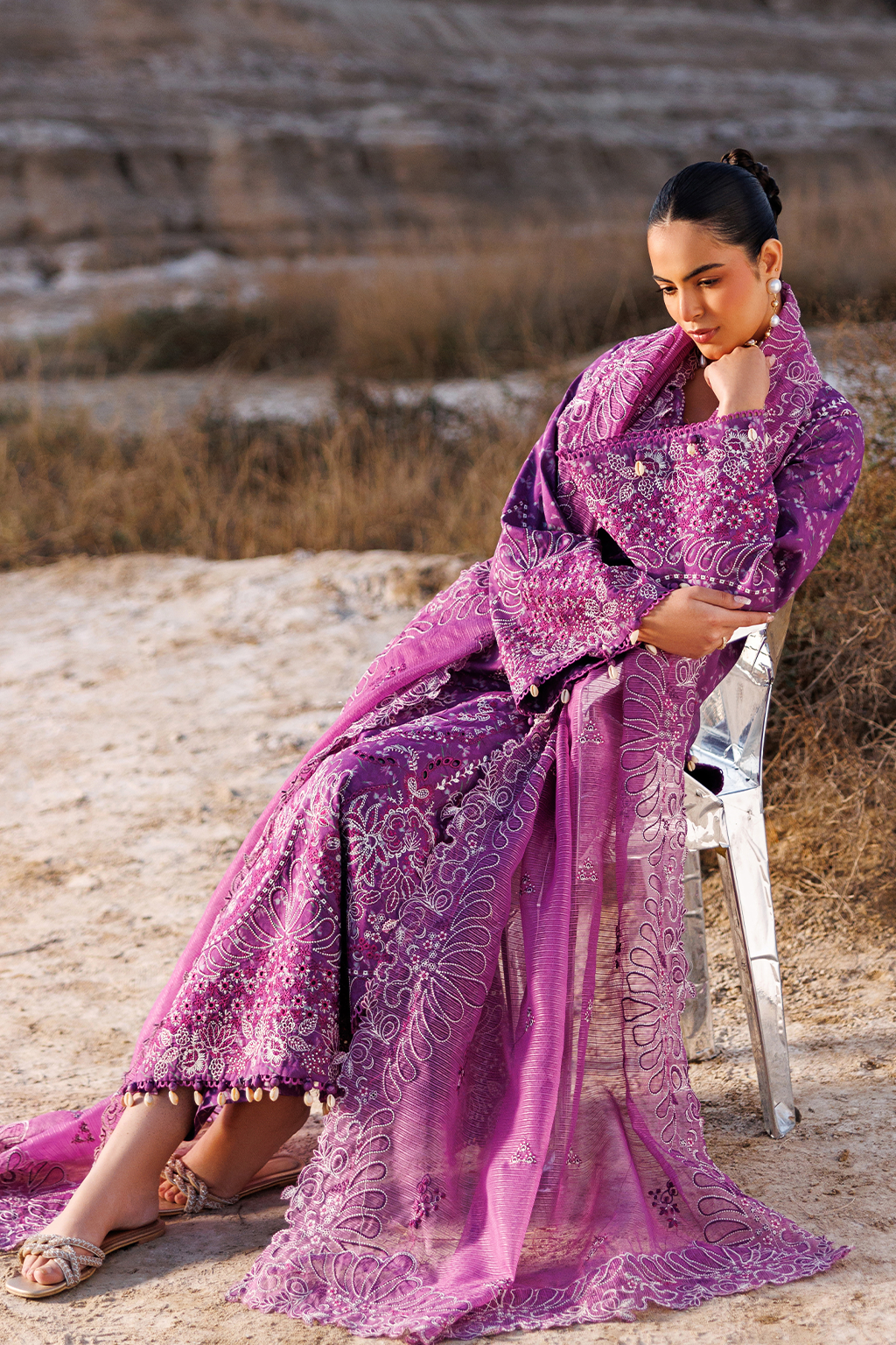 unstitched lawn suits